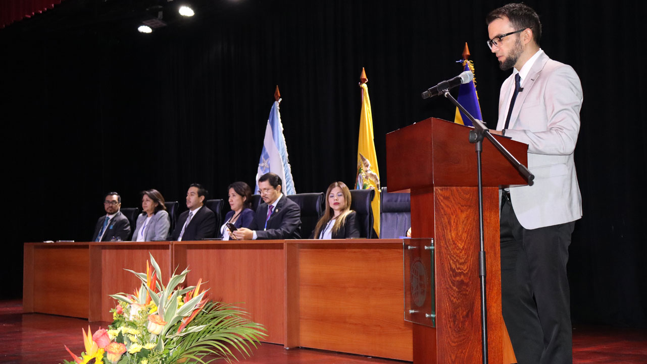 Pablo Pérez, representante del Comité Organizador CITIS 2022 da a conocer ejes temáticos.